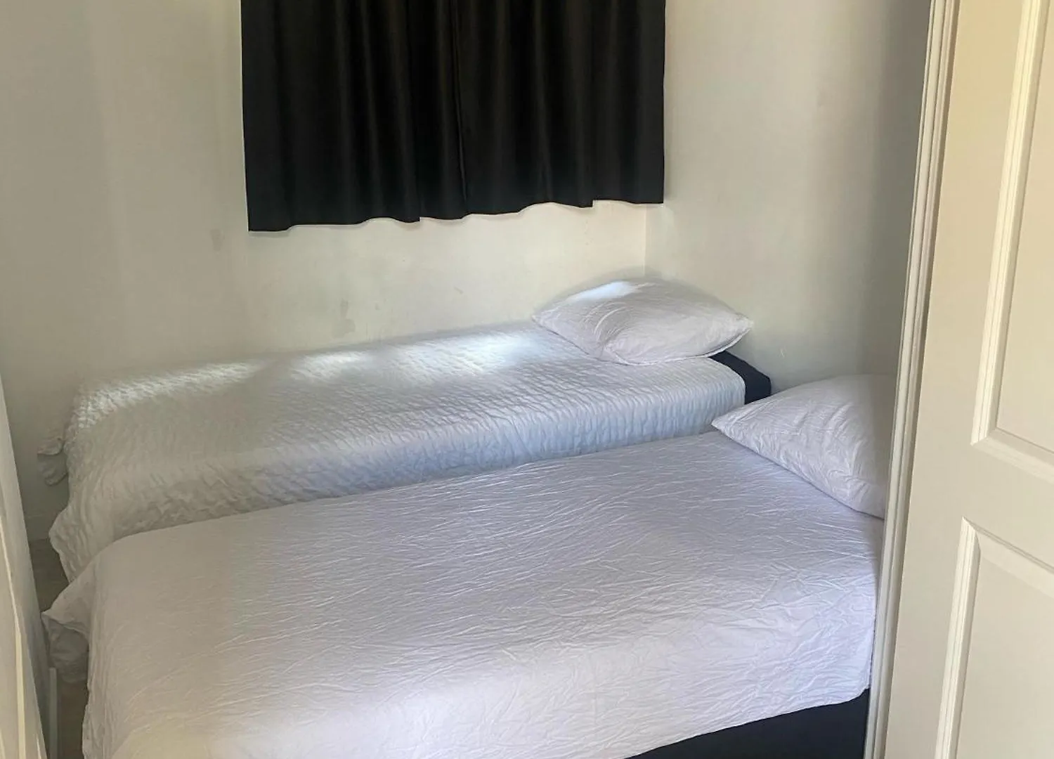 Rotterdam Inn